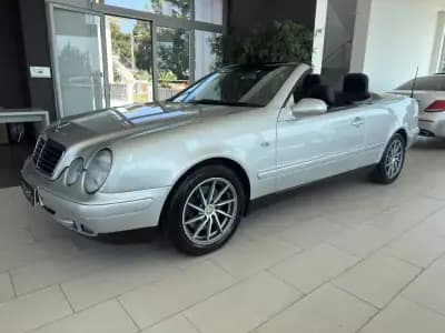 Vendo Mercedes-Benz CLK 230 1999 - 9990 EUR, 111847 km - AUTO.MOTO.pt