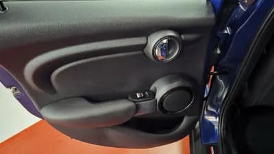 Vendo MINI 2016 - 11850 EUR, 153106 km - AUTO.MOTO.pt