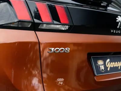 Vendo Peugeot 3008 2018 - 15990 EUR, 154712 km - AUTO.MOTO.pt