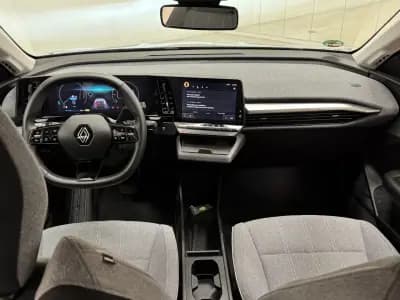 Vendo Renault Mégane E-Tech 2022 - 23890 EUR, 69000 km - AUTO.MOTO.pt