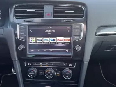 Vendo Volkswagen Golf 2015 - 16900 EUR, 139035 km - AUTO.MOTO.pt