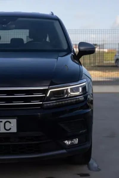 Sell Volkswagen Tiguan Allspace 2018 - 29890 EUR, 105000 km - AUTO.MOTO.pt