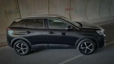 Vendo Peugeot 3008 2020 - 21500 EUR, 90000 km - AUTO.MOTO.pt