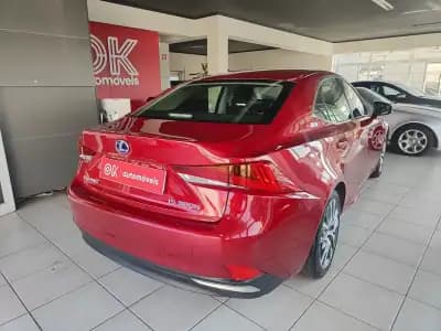 Vendo Lexus IS 300H 2017 - 25900 EUR, 68000 km - AUTO.MOTO.pt