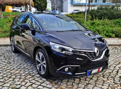 Vendo Renault Grand Scénic 2017 - 13990 EUR, 140000 km - AUTO.MOTO.pt