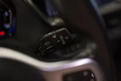 Vendo BMW 118 2021 - 23950 EUR, 152745 km - AUTO.MOTO.pt