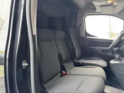 Sell Peugeot Partner 2021 - 14990 EUR, 108700 km - AUTO.MOTO.pt