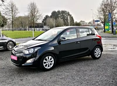Vendo Hyundai i20 2012 - 7490 EUR, 172563 km - AUTO.MOTO.pt
