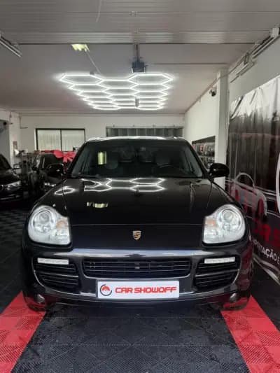 Vendo Porsche Cayenne 2005 - 24900 EUR, 150000 km - AUTO.MOTO.pt