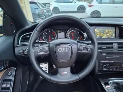 Vendo Audi A5 Cabrio 2009 - 17500 EUR, 234000 km - AUTO.MOTO.pt