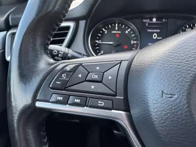 Vendo Nissan Qashqai 2018 - 18990 EUR, 161000 km - AUTO.MOTO.pt