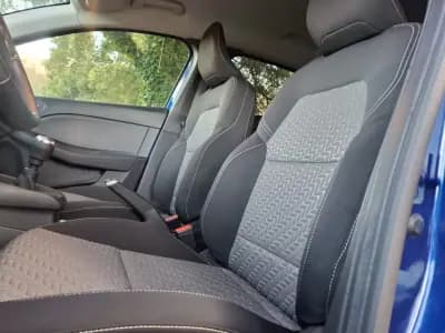 Vendo Renault Clio 2023 - 19990 EUR, 21500 km - AUTO.MOTO.pt