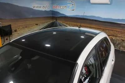 Sell Citroën C4 2017 - 12990 EUR, 132000 km - AUTO.MOTO.pt