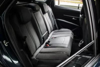 Sell Peugeot 3008 2021 - 19980 EUR, 119707 km - AUTO.MOTO.pt