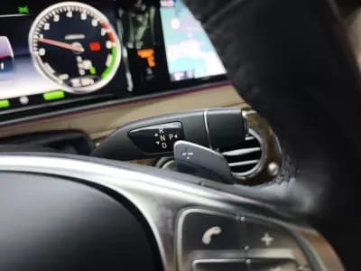 Sell Mercedes-Benz S 500 2015 - 49950 EUR, 179351 km - AUTO.MOTO.pt