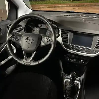 Vendo Opel Crossland X 2020 - 13350 EUR, 32238 km - AUTO.MOTO.pt