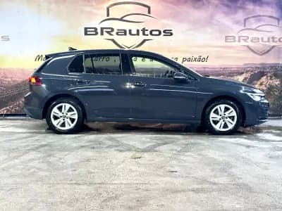 Sell Volkswagen Golf 2022 - 21900 EUR, 66125 km - AUTO.MOTO.pt
