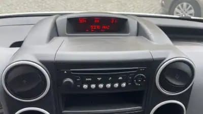 Sell Citroën Berlingo 1.6 HDI Attraction 2018 - 9990 EUR, 159980 km - AUTO.MOTO.pt