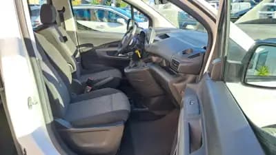 Sell Toyota Proace City Verso 2022 - 22900 EUR, 171567 km - AUTO.MOTO.pt