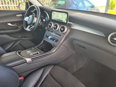 Sell Mercedes-Benz GLC 300 2021 - 46990 EUR, 61000 km - AUTO.MOTO.pt
