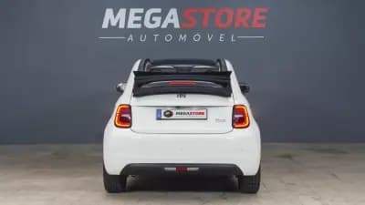 Vendo Fiat 500e C 2024 - 19900 EUR, 15000 km - AUTO.MOTO.pt