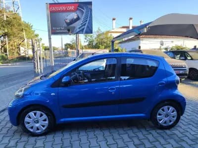 Vendo Toyota Aygo 2011 - 7500 EUR, 200000 km - AUTO.MOTO.pt