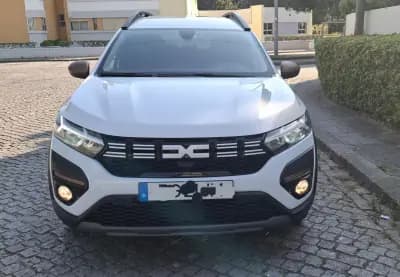 Vendo Dacia Jogger 2024 - 21500 EUR, 98000 km - AUTO.MOTO.pt