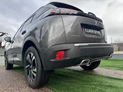 Vendo Peugeot 2008 2021 - 17900 EUR, 95000 km - AUTO.MOTO.pt