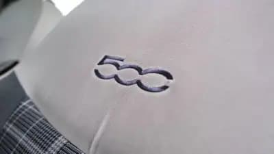 Vendo Fiat 500 2020 - 10600 EUR, 90000 km - AUTO.MOTO.pt