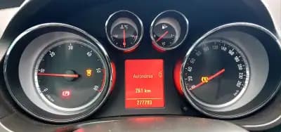 Sell Opel Insignia Sports Tourer 2011 - 6990 EUR, 277793 km - AUTO.MOTO.pt