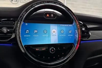 Vendo MINI 2021 - 26950 EUR, 34244 km - AUTO.MOTO.pt