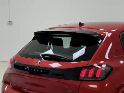 Vendo Peugeot 208 2020 - 13890 EUR, 63000 km - AUTO.MOTO.pt