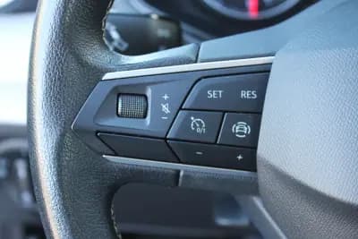 Sell SEAT Arona 2022 - 15900 EUR, 62000 km - AUTO.MOTO.pt