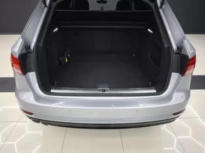 Sell Audi A4 Avant 2016 - 20950 EUR, 253446 km - AUTO.MOTO.pt