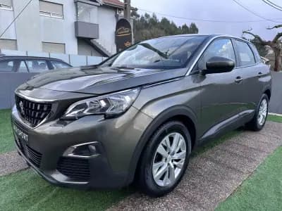 Vendo Peugeot 3008 2019 - 13900 EUR, 180000 km - AUTO.MOTO.pt