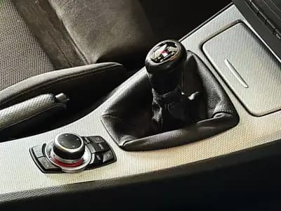 Vendo BMW 316 2010 - 14500 EUR, 225500 km - AUTO.MOTO.pt