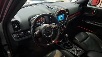 Sell MINI Countryman 2018 - 21550 EUR, 127363 km - AUTO.MOTO.pt