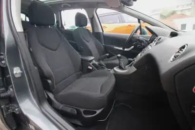 Vendo Peugeot 308 SW 2009 - 4990 EUR, 299000 km - AUTO.MOTO.pt