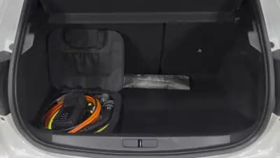 Vendo Peugeot e-208 2021 - 16350 EUR, 46000 km - AUTO.MOTO.pt