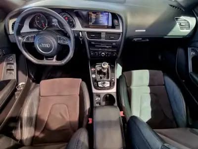 Vendo Audi A5 Cabrio 2013 - 17500 EUR, 233000 km - AUTO.MOTO.pt