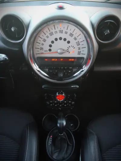 Sell MINI Countryman 2011 - 12990 EUR, 197000 km - AUTO.MOTO.pt