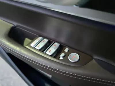 Vendo BMW 740 2017 - 35900 EUR, 125000 km - AUTO.MOTO.pt