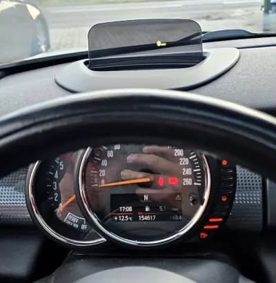 Sell MINI 2015 - 16500 EUR, 150000 km - AUTO.MOTO.pt