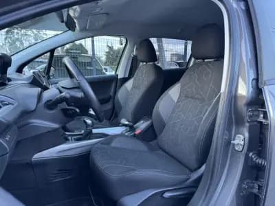 Sell Peugeot 2008 2016 - 12990 EUR, 160000 km - AUTO.MOTO.pt