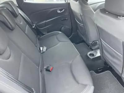 Sell Renault Clio 2017 - 12500 EUR, 142000 km - AUTO.MOTO.pt