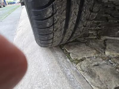 Vendo Hyundai Accent 2003 - 1750 EUR, 239893 km - AUTO.MOTO.pt