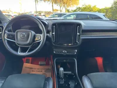 Vendo Volvo XC 40 2021 - 29500 EUR, 116000 km - AUTO.MOTO.pt