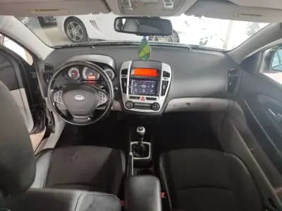 Vendo Kia Ceed SW 2007 - 4150 EUR, 296000 km - AUTO.MOTO.pt