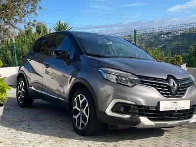 Vendo Renault Captur 2019 - 16990 EUR, 90898 km - AUTO.MOTO.pt