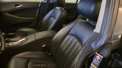 Sell Mercedes-Benz CLS 320 2007 - 12500 EUR, 452570 km - AUTO.MOTO.pt